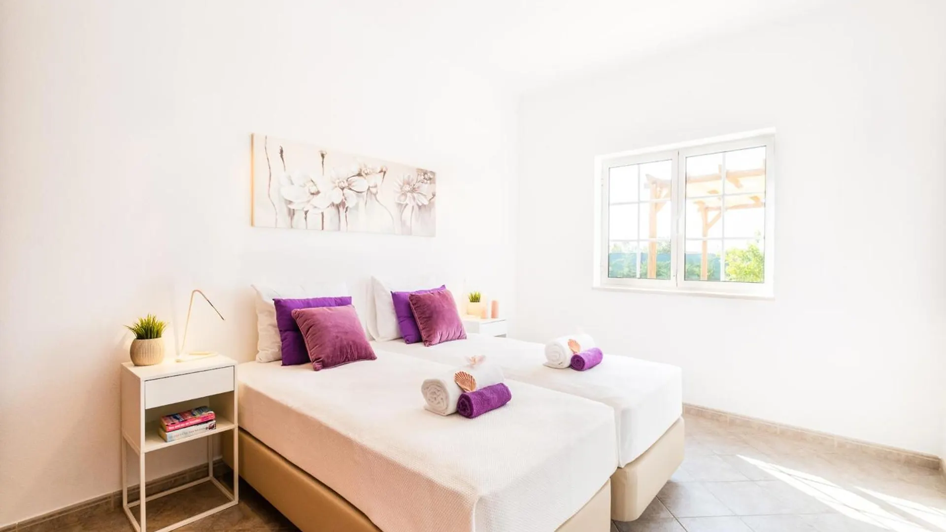 Fantastic Villa, 4 Bedrooms كارفويرو 0*,