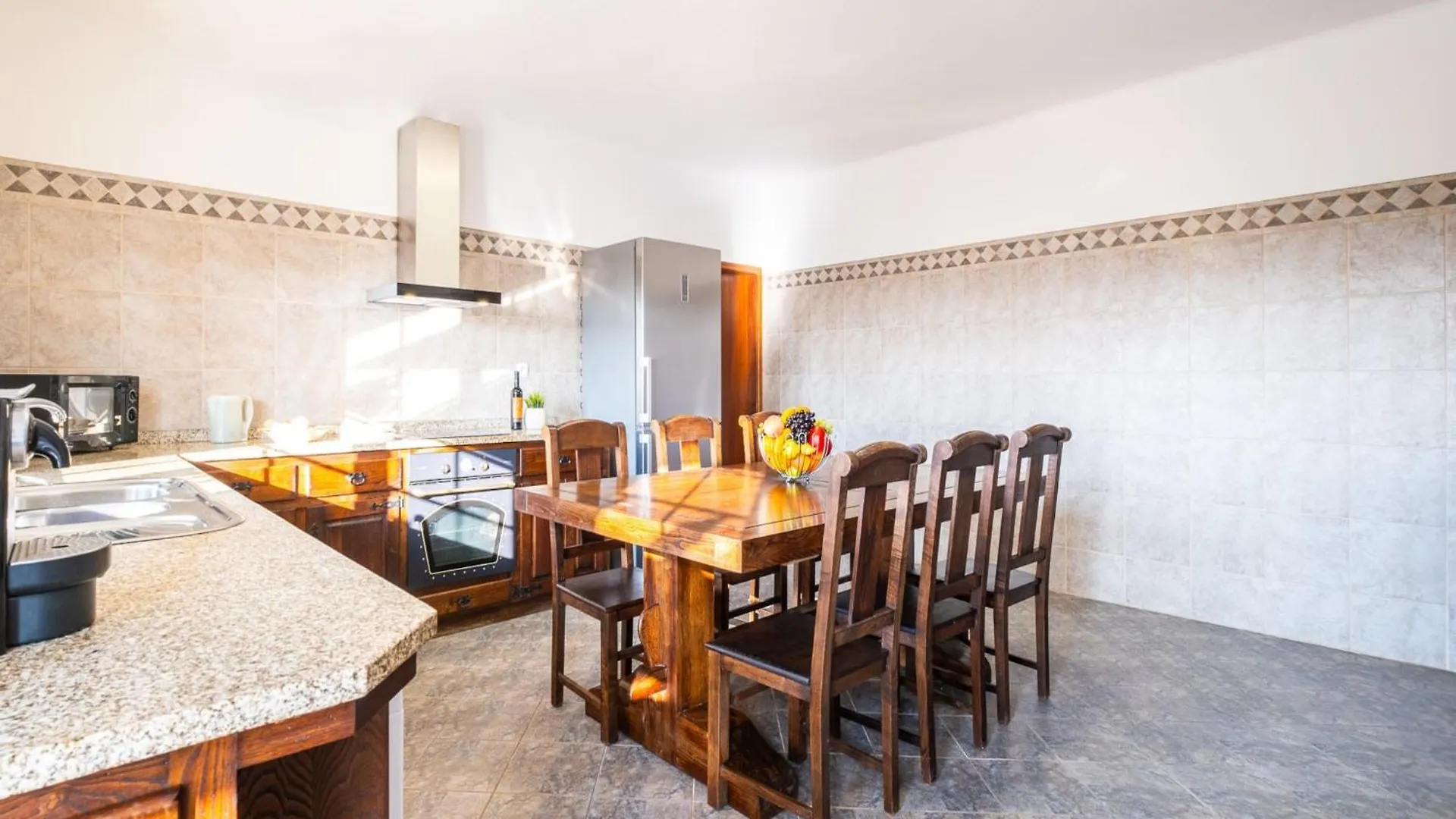 فيلة Fantastic Villa, 4 Bedrooms كارفويرو