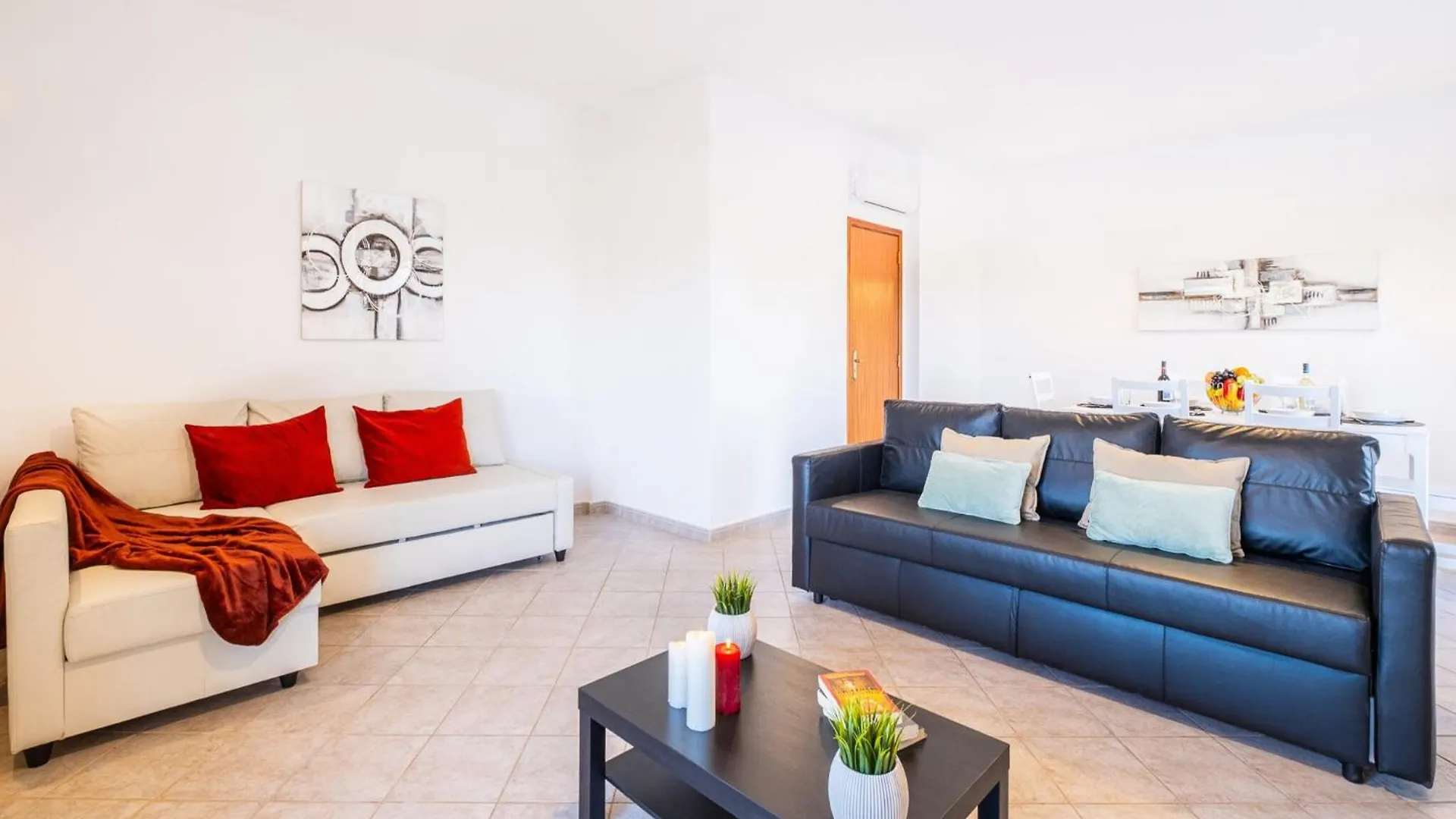 Fantastic Villa, 4 Bedrooms كارفويرو