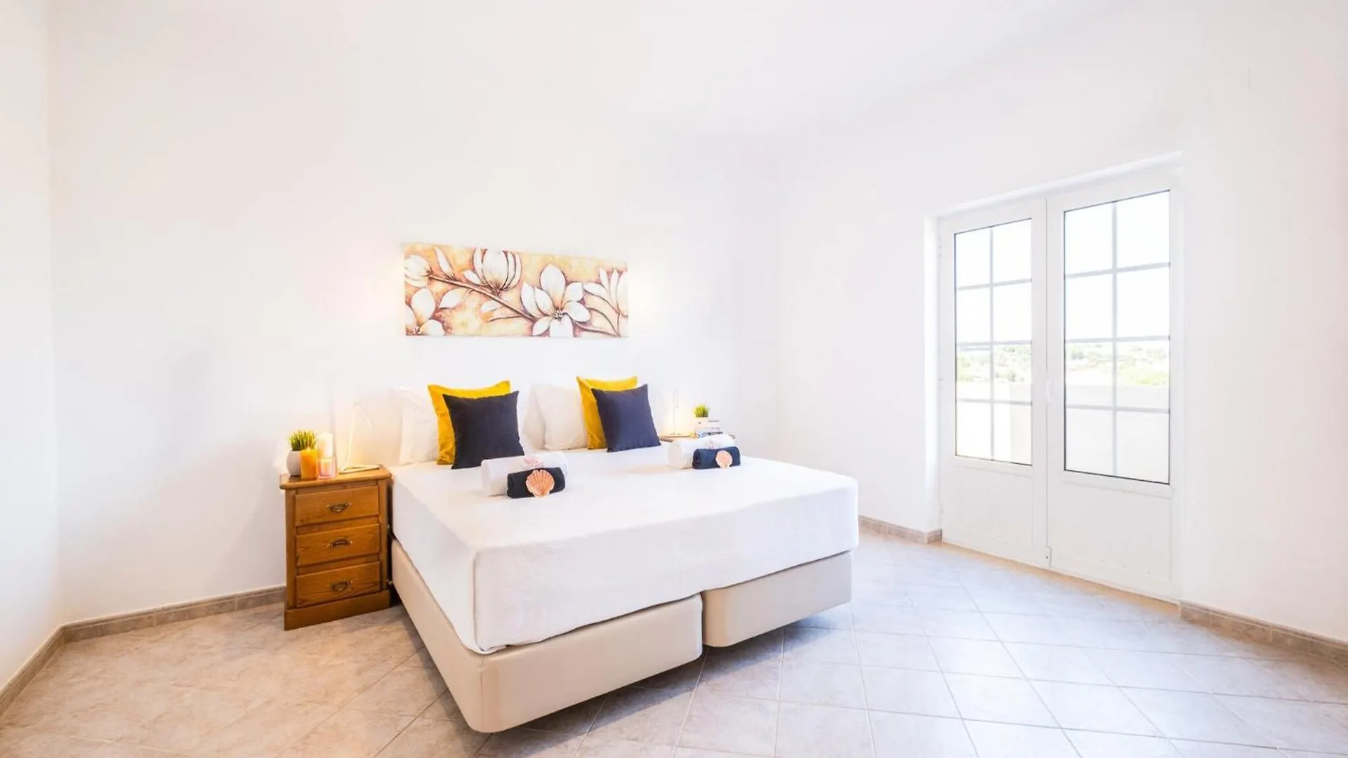 Fantastic Villa, 4 Bedrooms كارفويرو 0*,  البرتغال