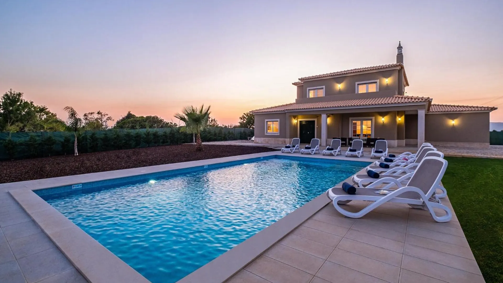 فيلة Fantastic Villa, 4 Bedrooms كارفويرو