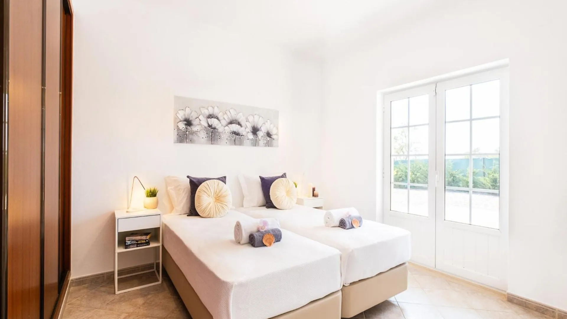 فيلة Fantastic Villa, 4 Bedrooms كارفويرو