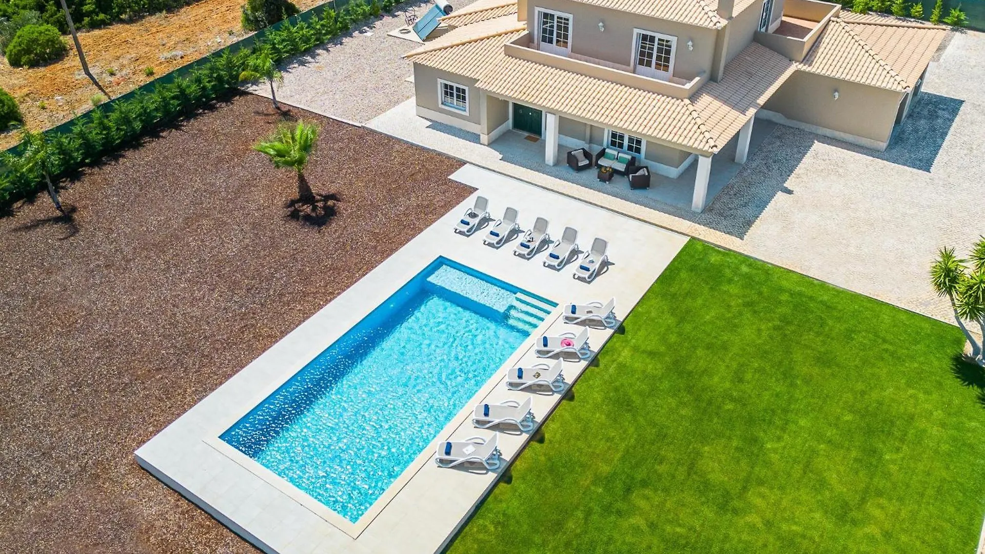 فيلة Fantastic Villa, 4 Bedrooms كارفويرو