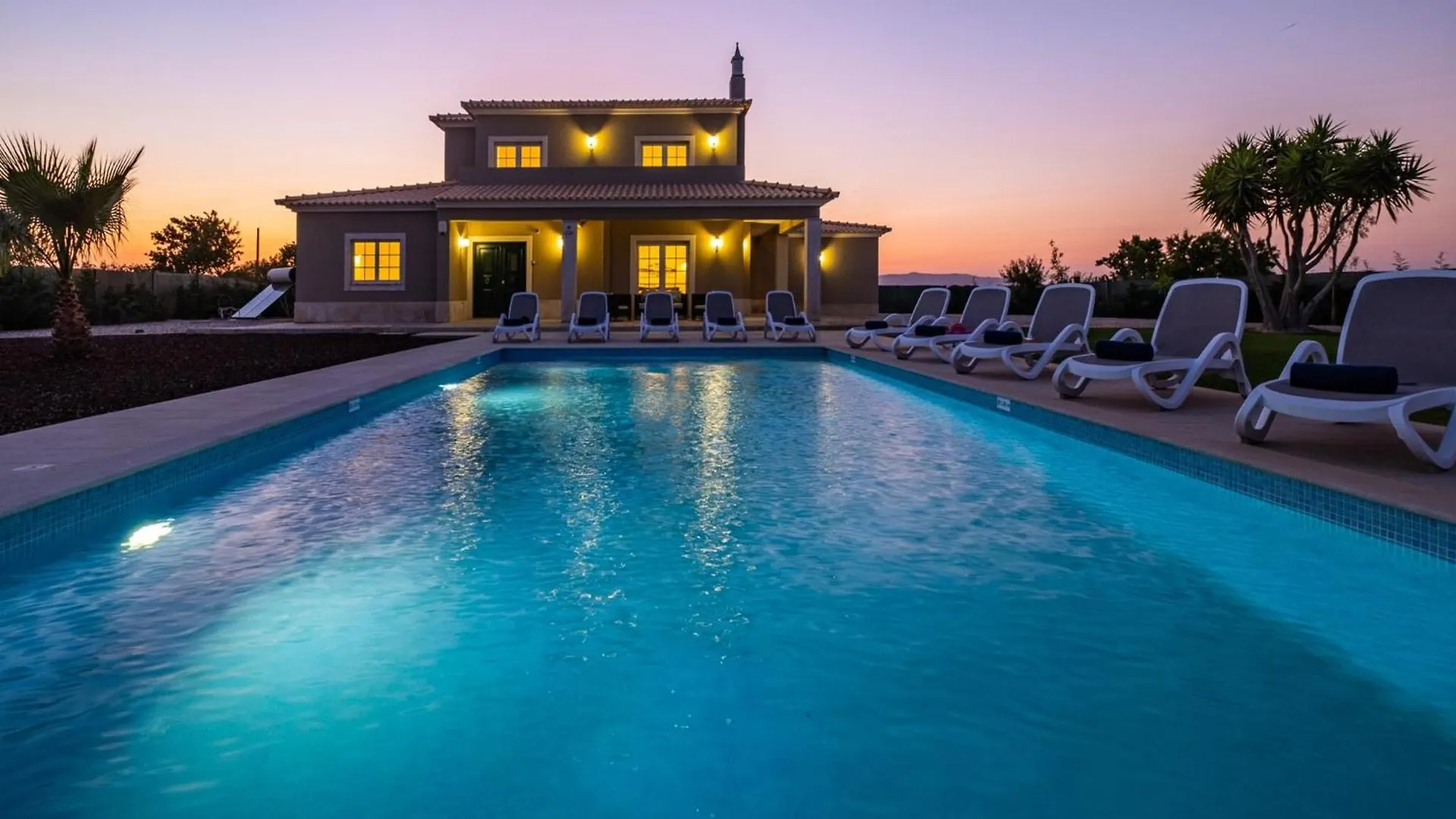 Fantastic Villa, 4 Bedrooms كارفويرو البرتغال